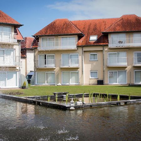 Holiday Suites De Haan Exteriör bild