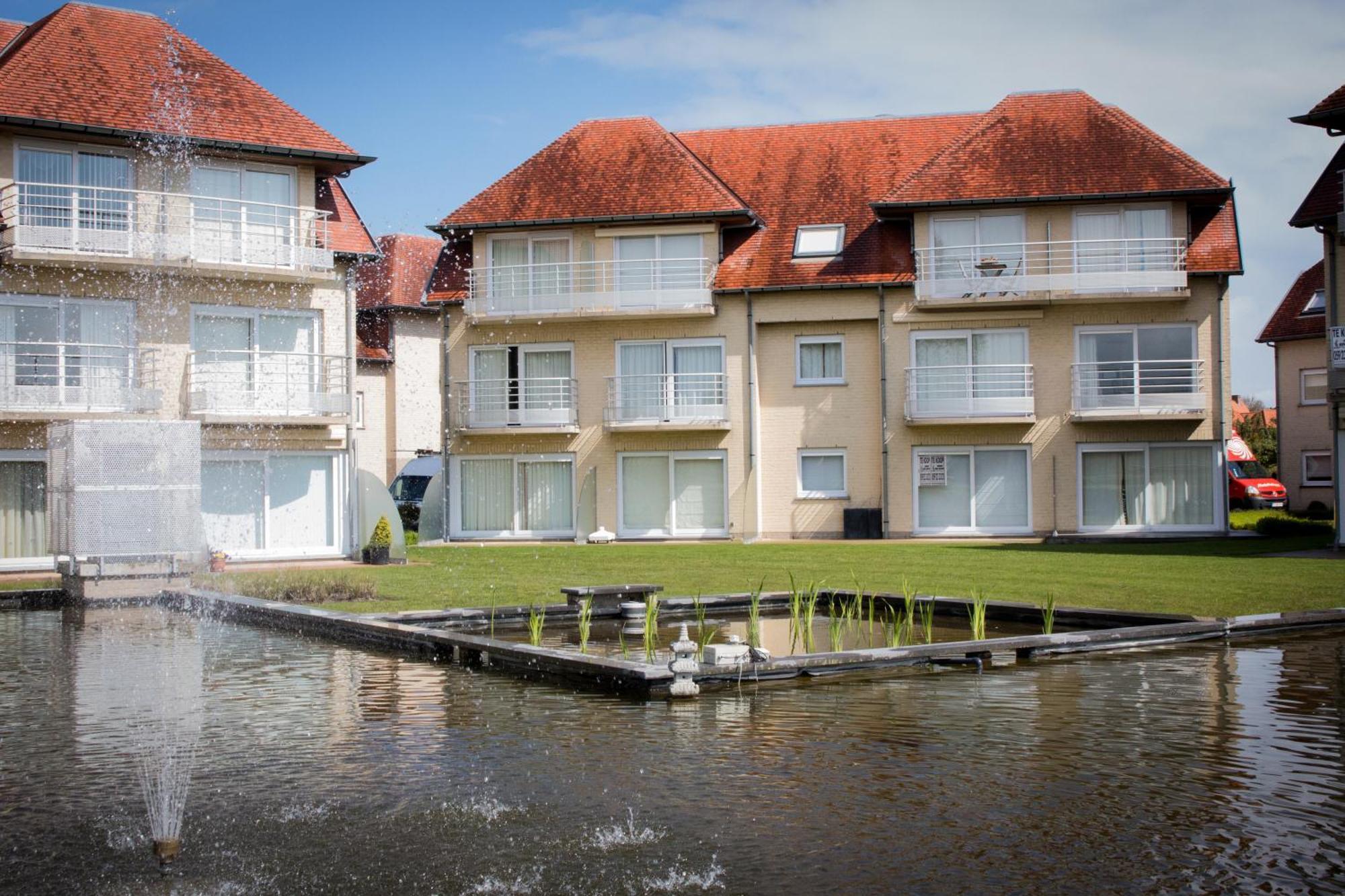 Holiday Suites De Haan Exteriör bild